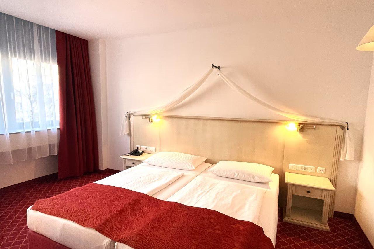 Hotel Chateau Kurfuerstendamm Берлин Екстериор снимка