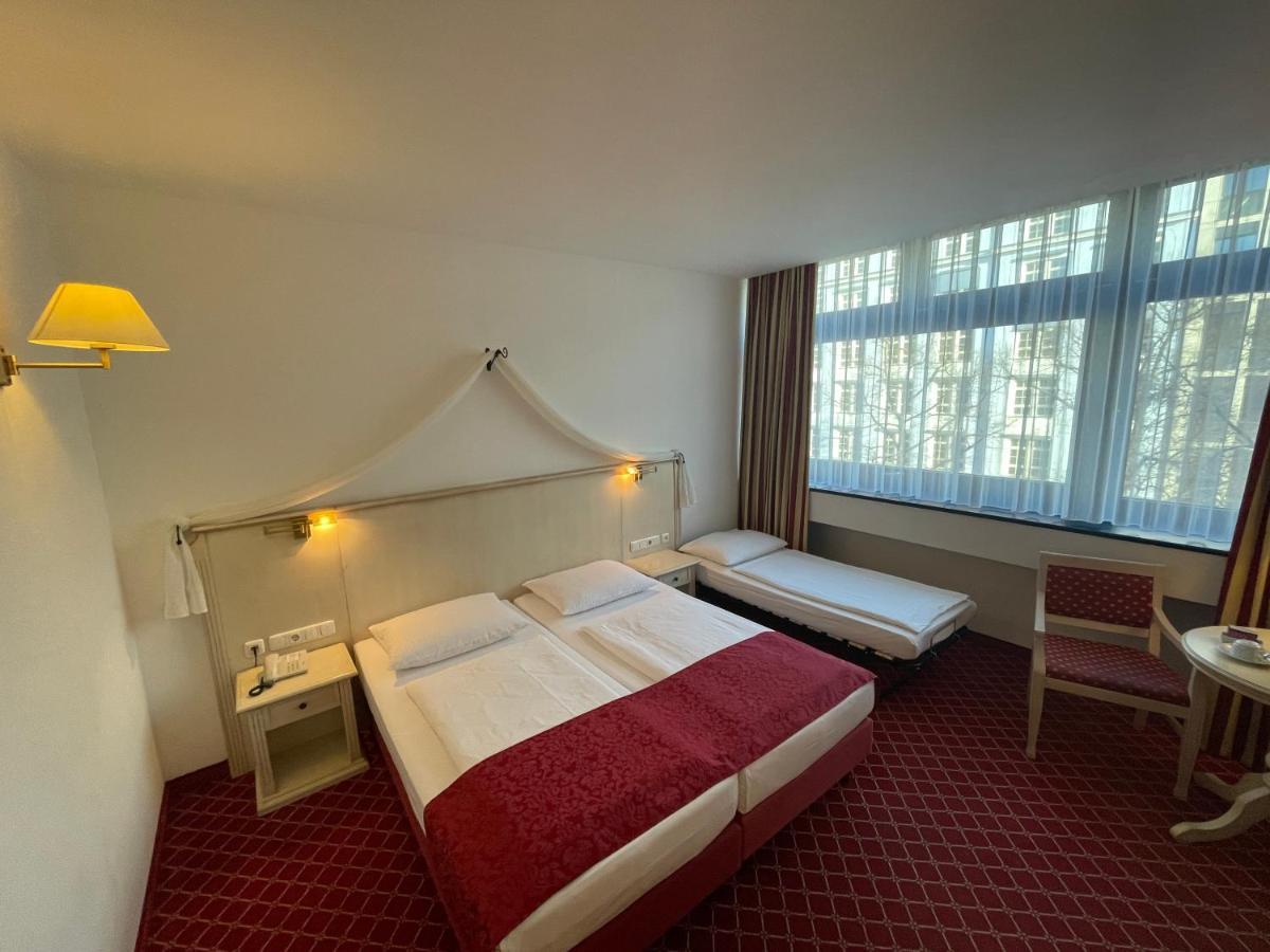 Hotel Chateau Kurfuerstendamm Берлин Екстериор снимка