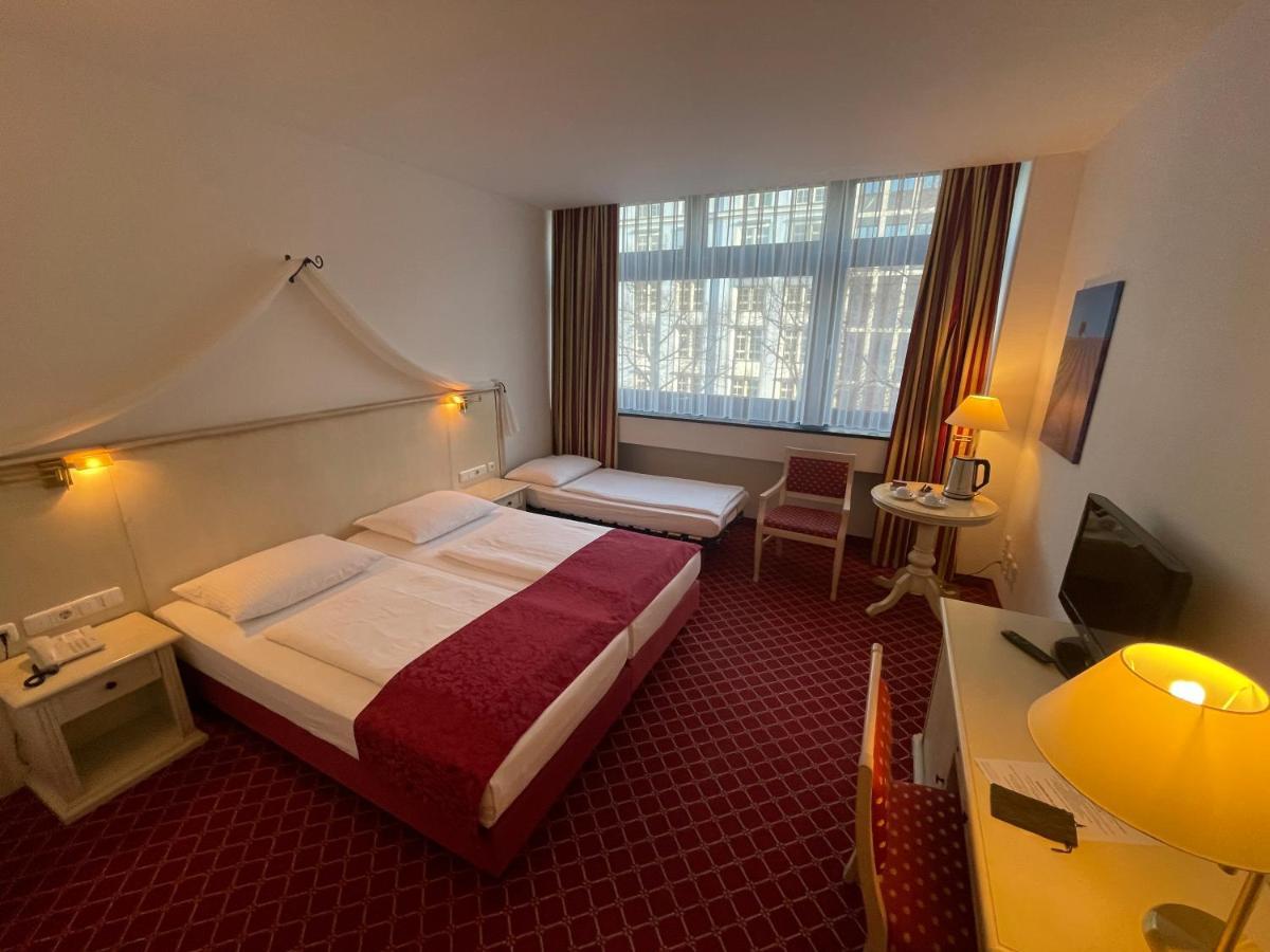 Hotel Chateau Kurfuerstendamm Берлин Екстериор снимка